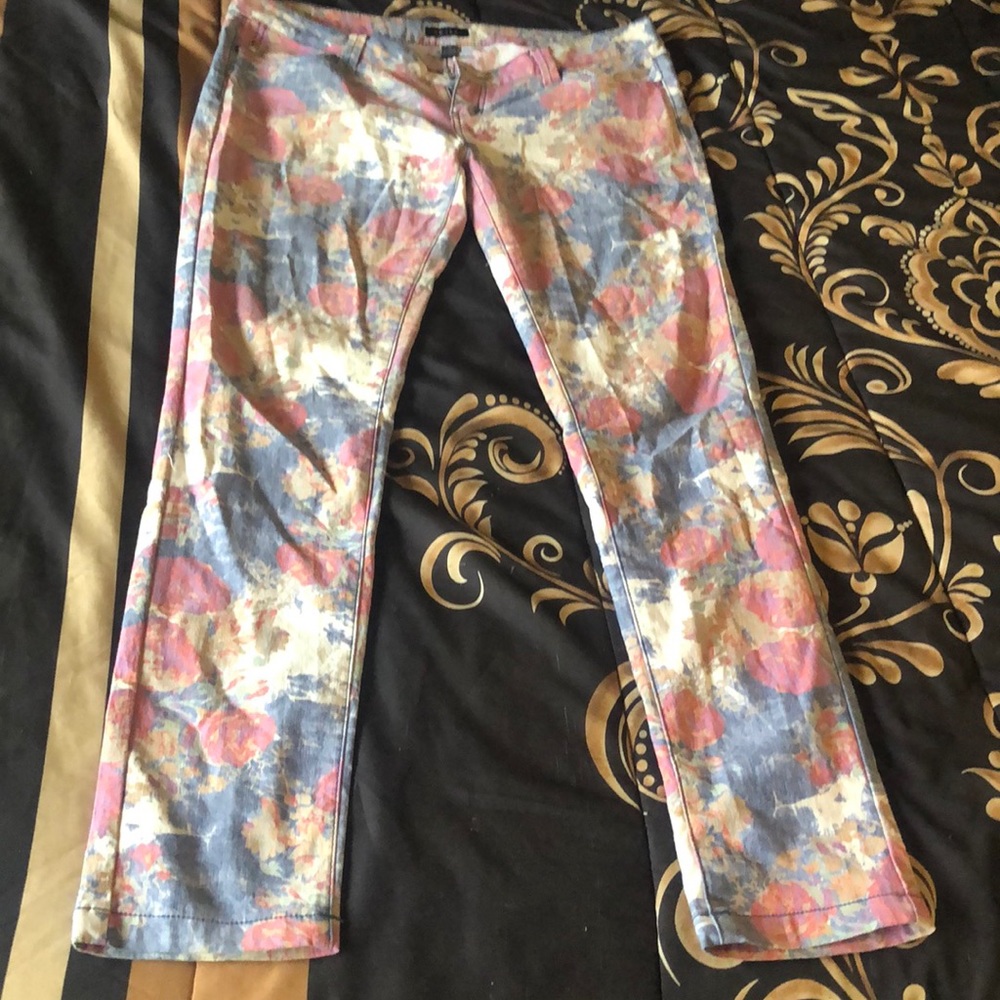 Colorful flower print jean style pants